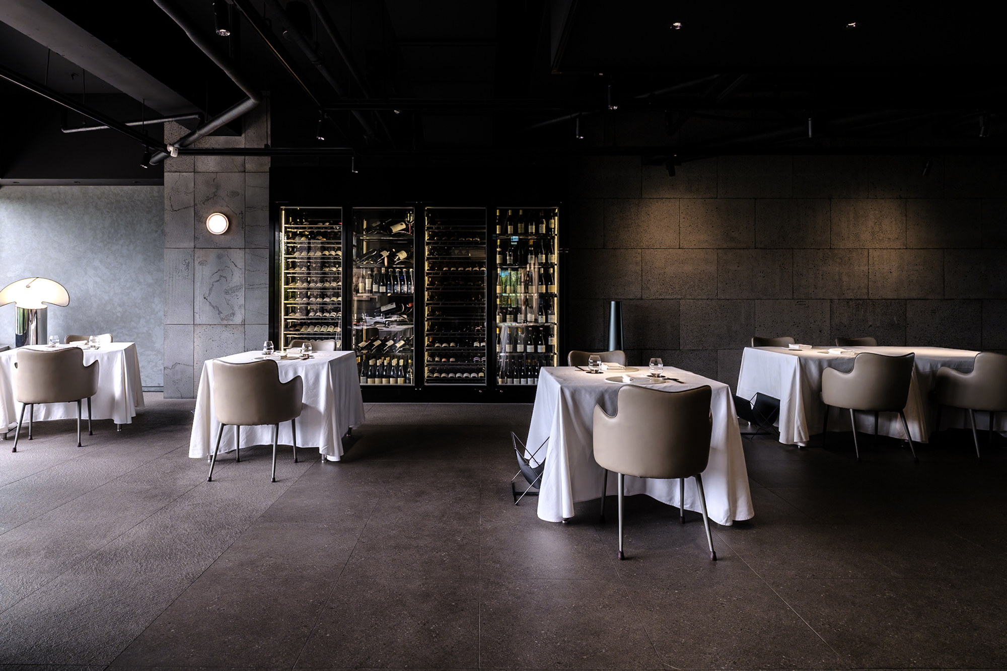 Le DORER dining room